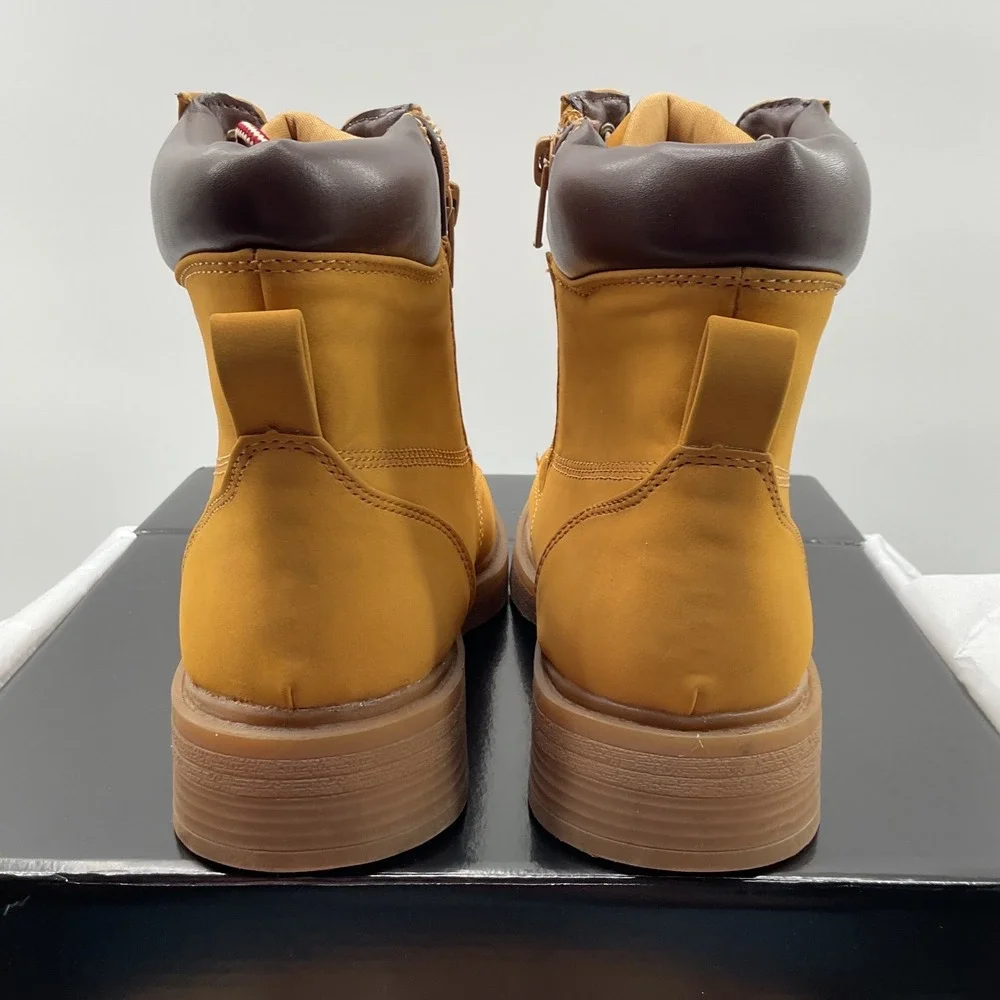 Steve Madden classic work
